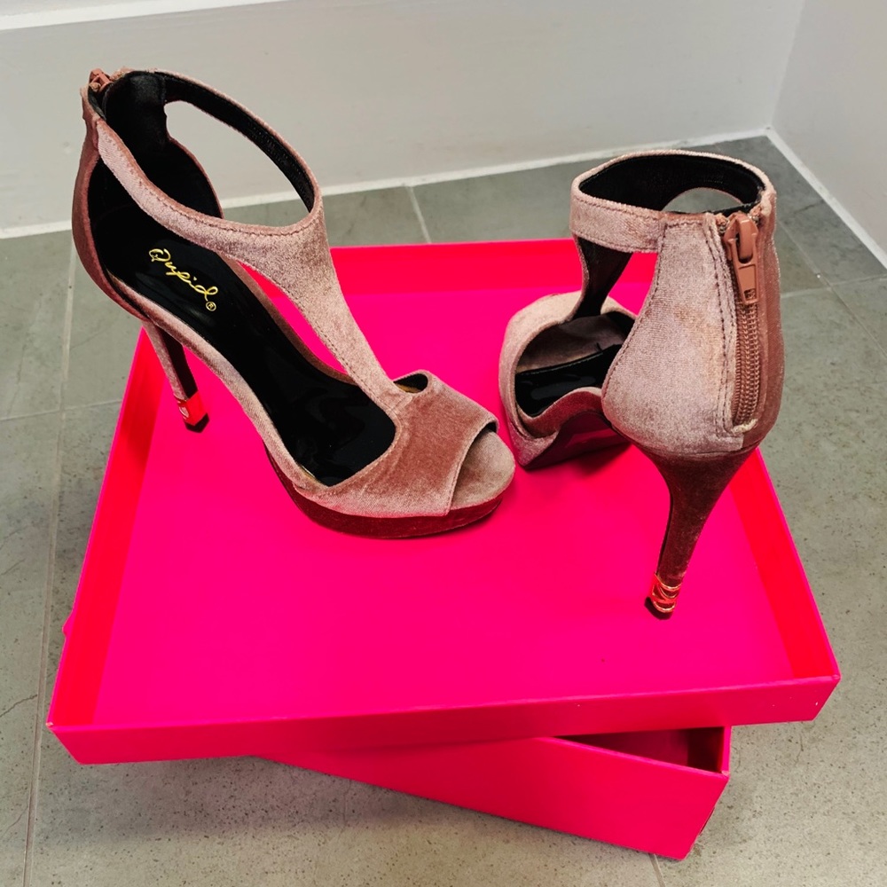 Qupid Heels